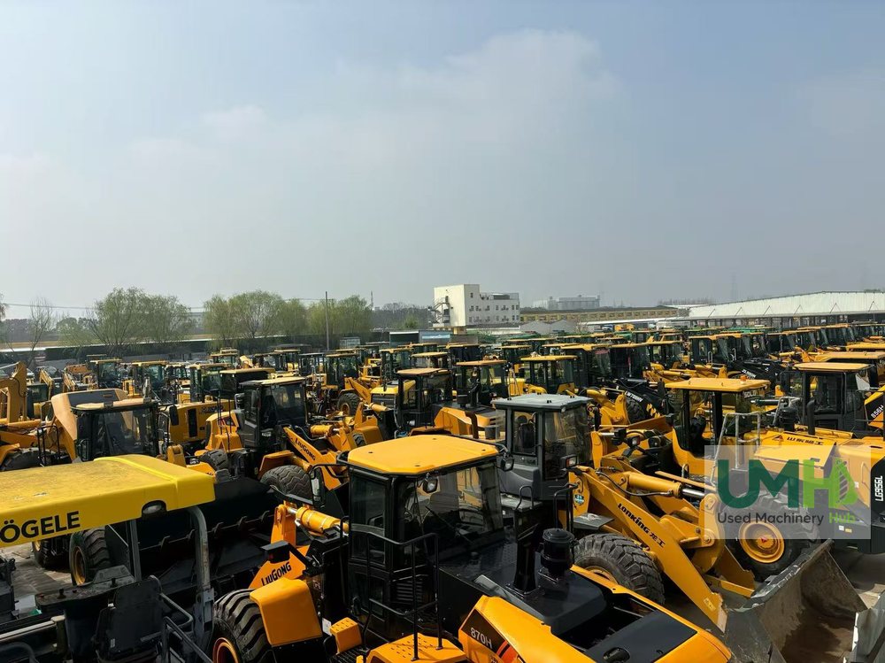 Used machinery yard photo 4