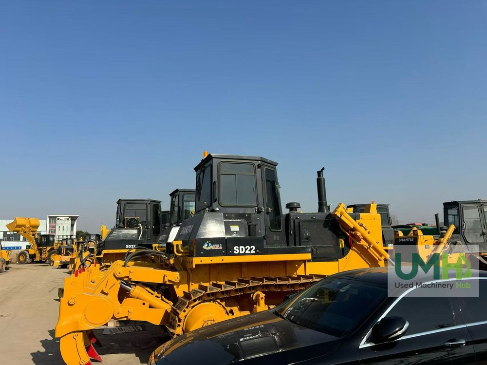 Used machinery yard photo 10